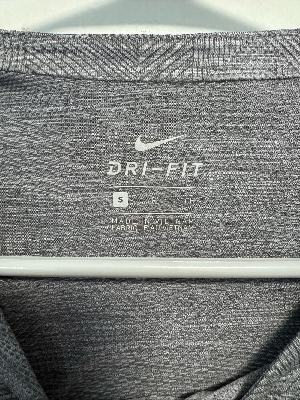 Nike Grey Patterned Short Sleeve Athletic Top